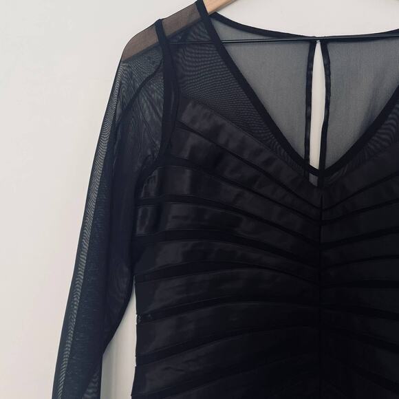 Vintage Dressbarn Women's Black Ribbed 90s Goth V-neck Corset Style Blouse sz 10 - Picture 3 of 13